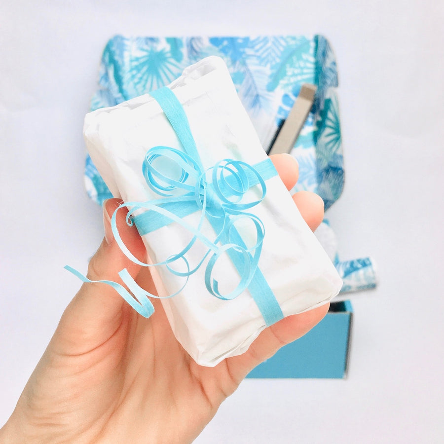 Waveena's Sustainable Gift Box